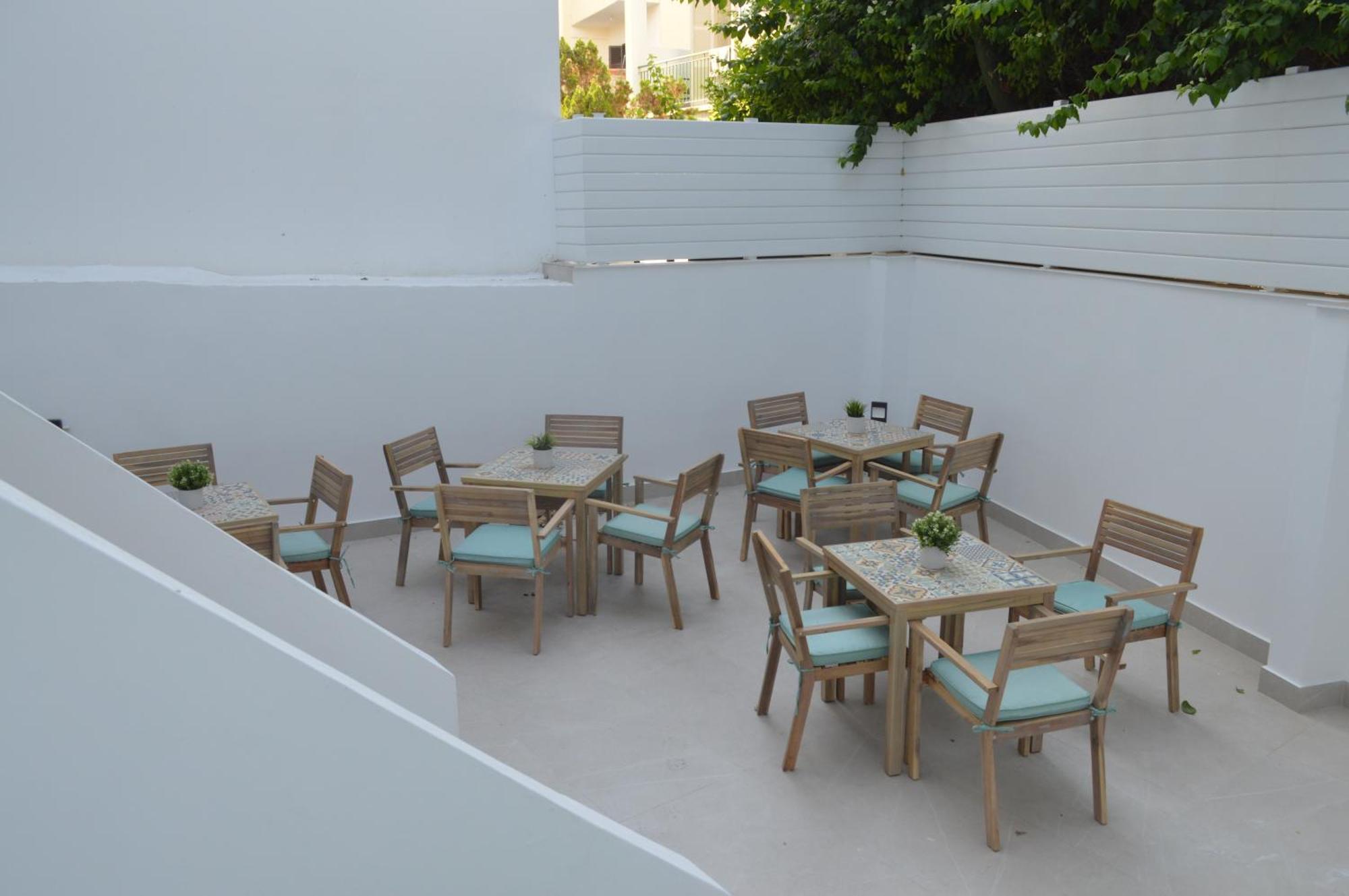 Leondiana Boutique Hotel ラルナカ エクステリア 写真
