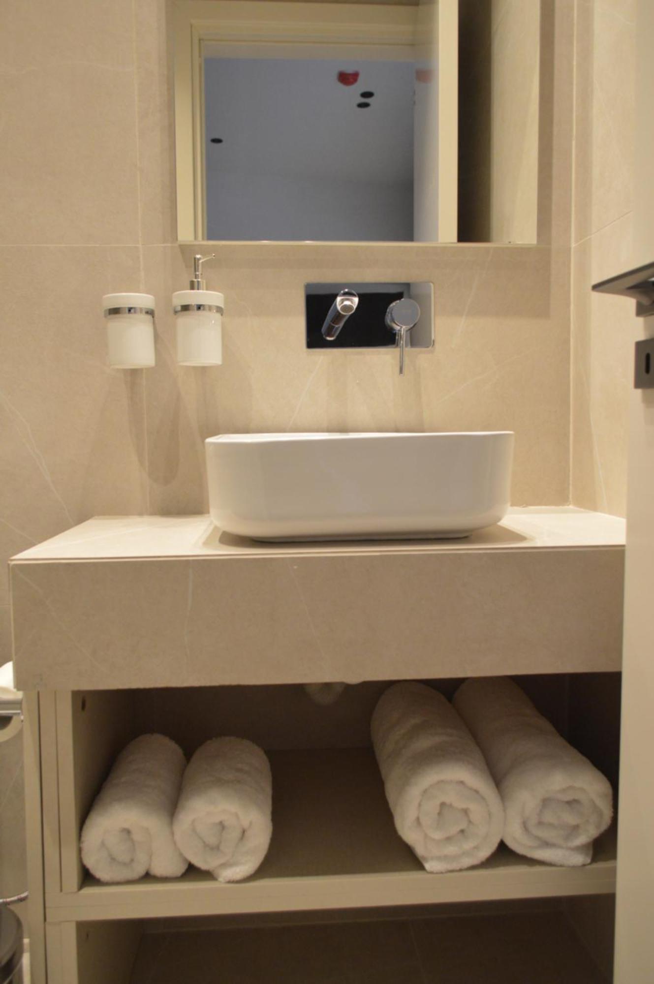 Leondiana Boutique Hotel ラルナカ エクステリア 写真